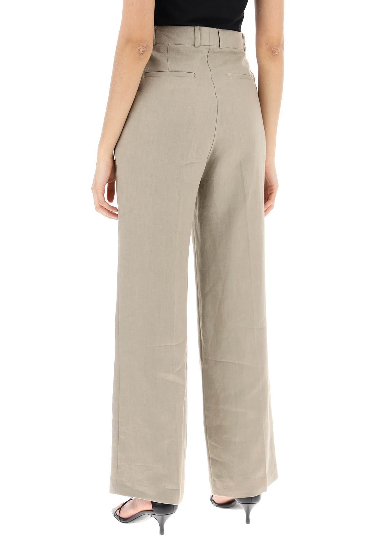 wide-legged pirate pants for women-2