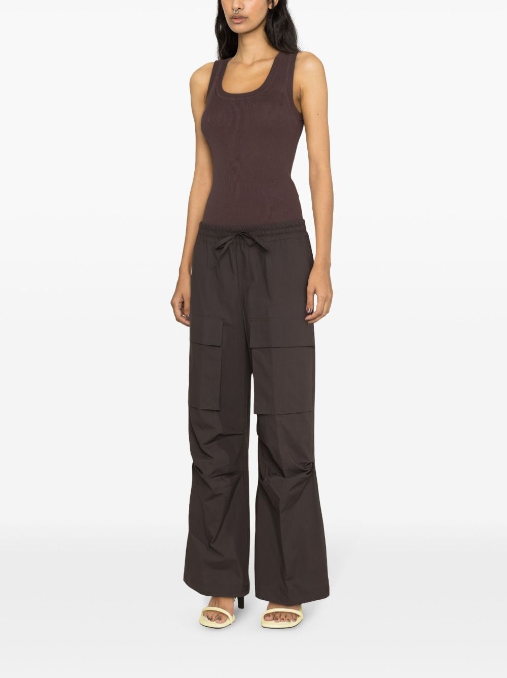 straight-leg cargo trousers-11