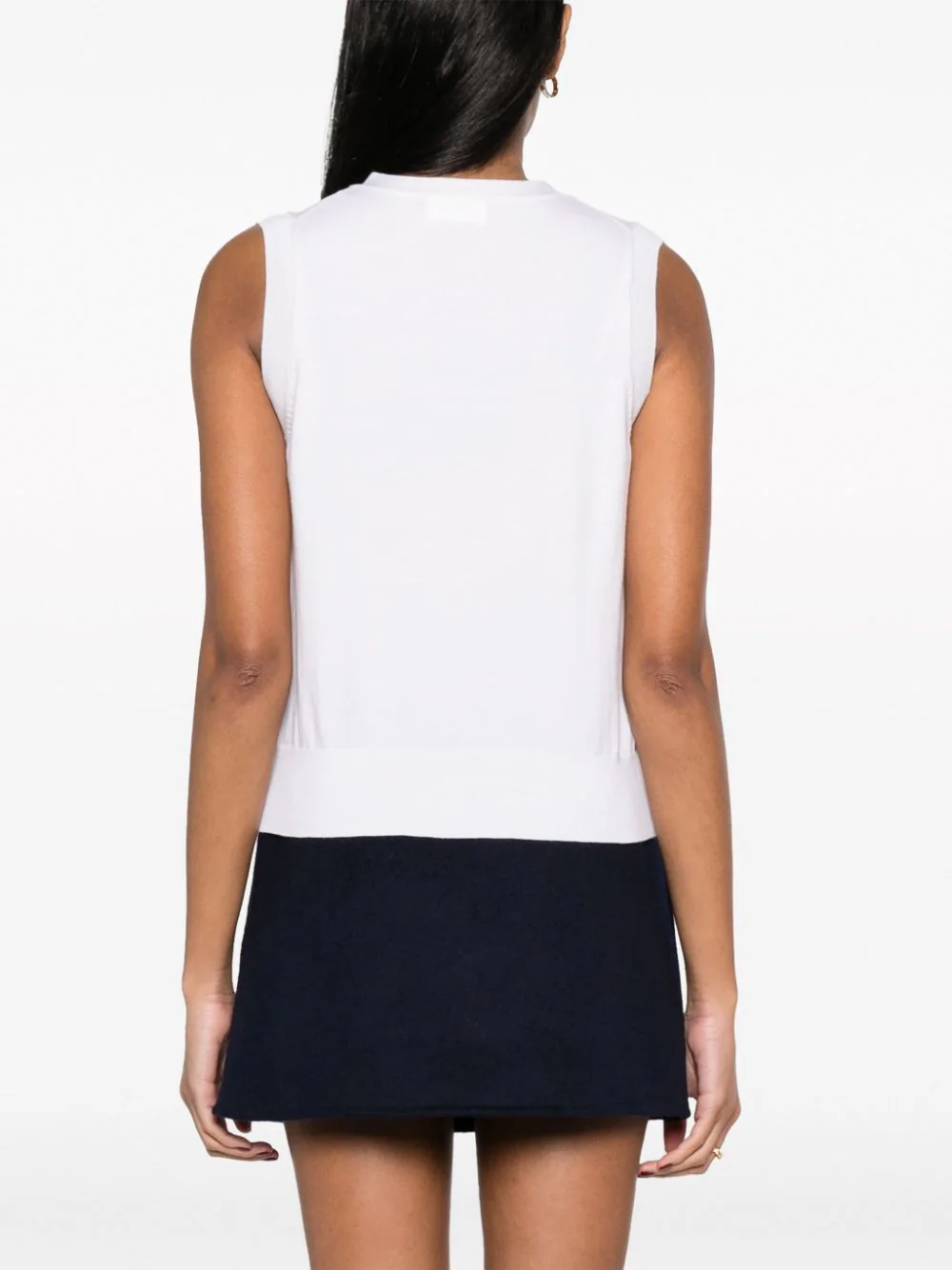 V-neck fine-knit vest-6