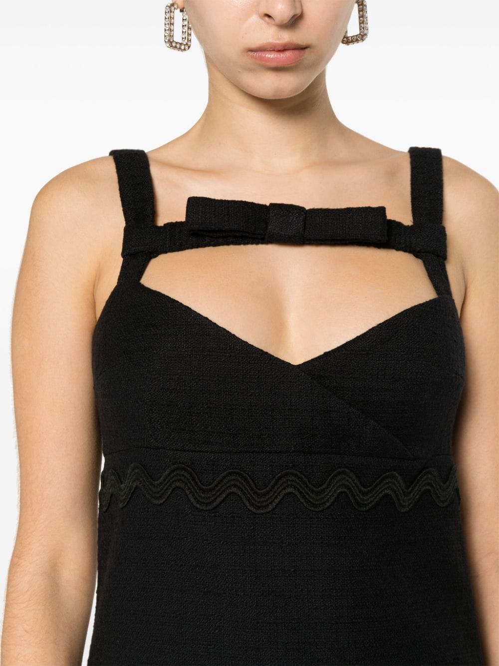 scallop-trim mini dress-4