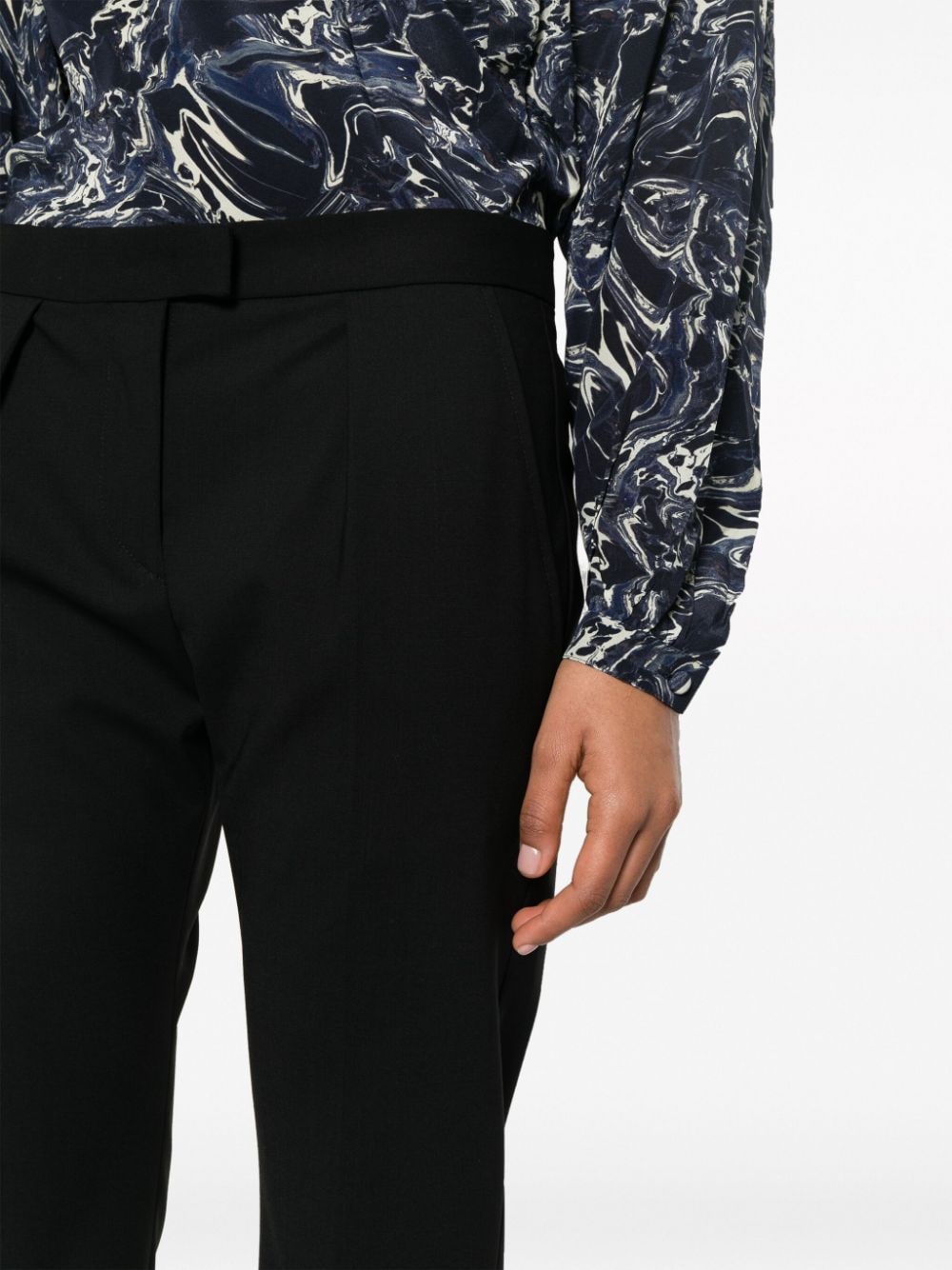 Nolena slim-cut trousers-4