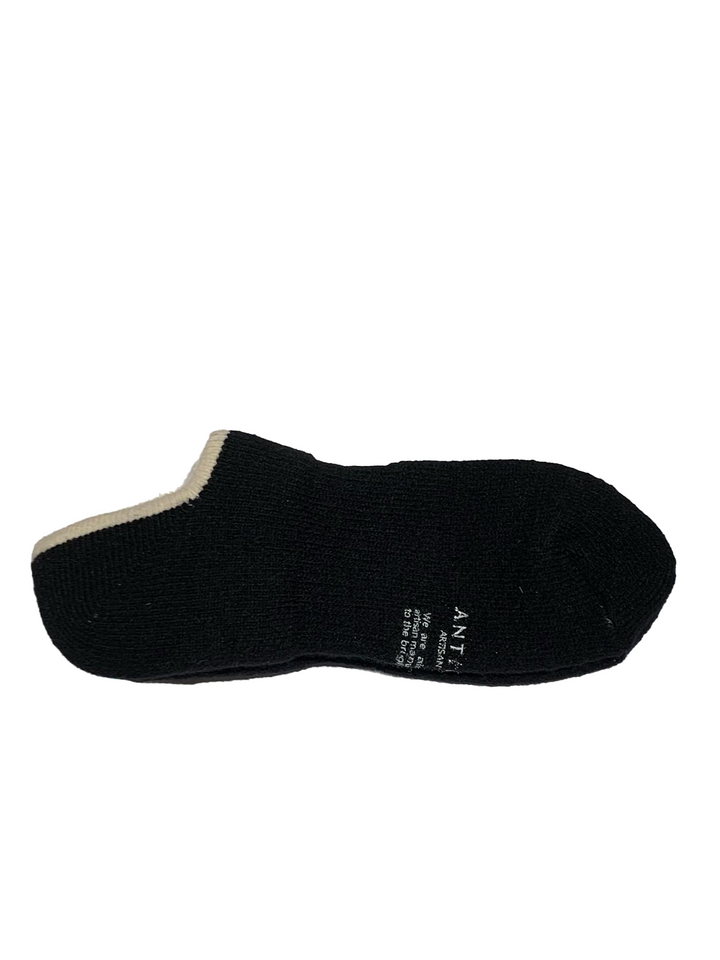 knitted black socks-1