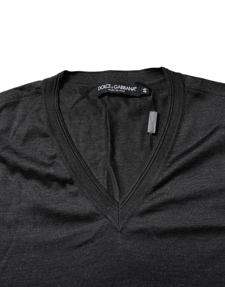 Dark Gray Silk V-neck Short Sleeves T-shirt