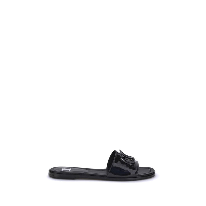 Patent leathe VLogo slide Sandals