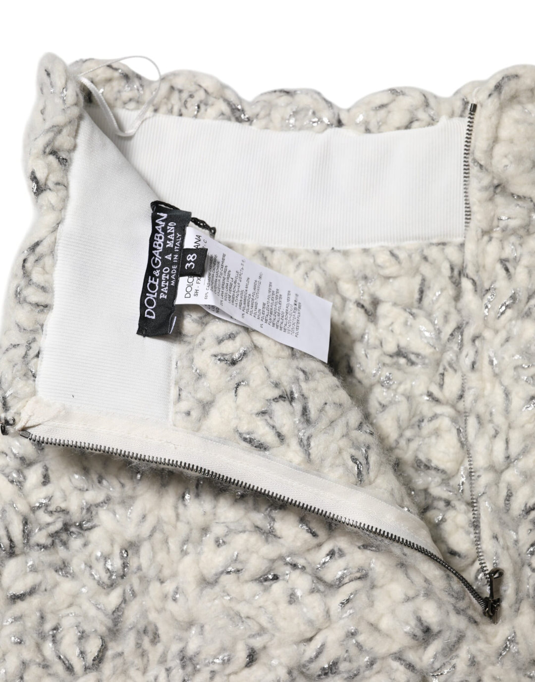 Metallic Bouclé Knit Cashmere Ruffled Shorts