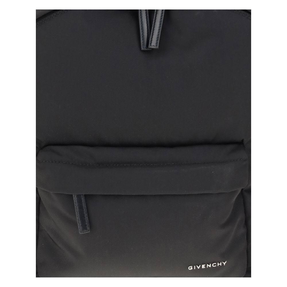 Essential U canvas Backpack