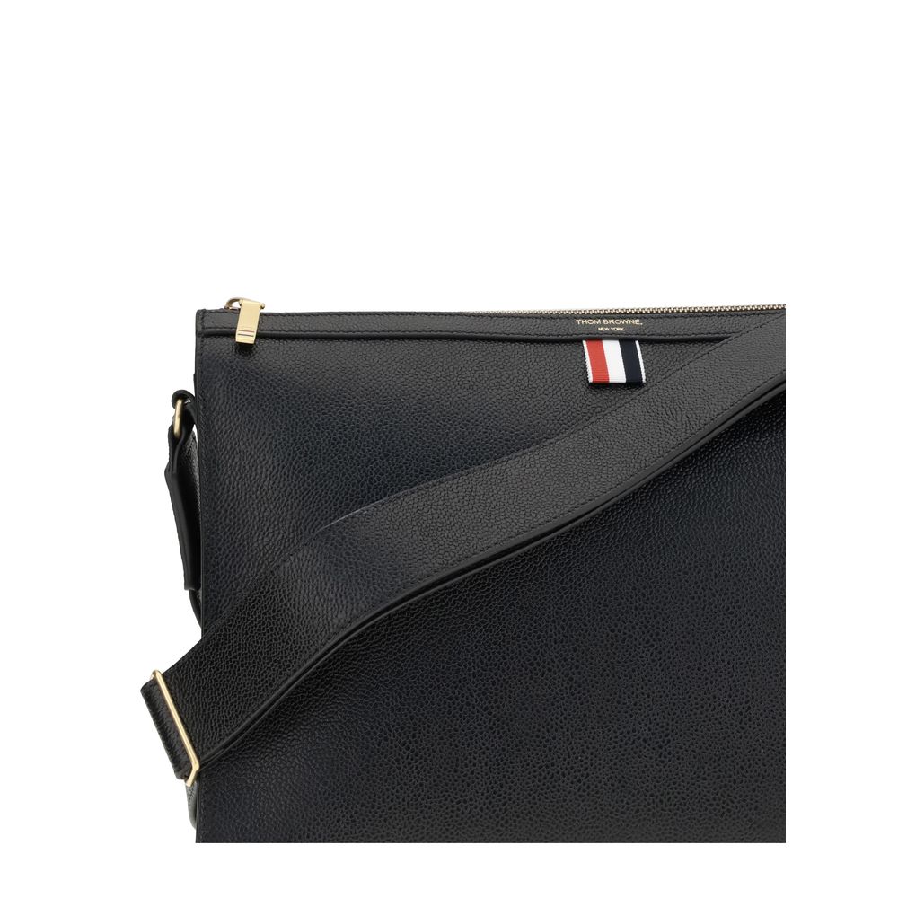 Shoulder strap Pouch