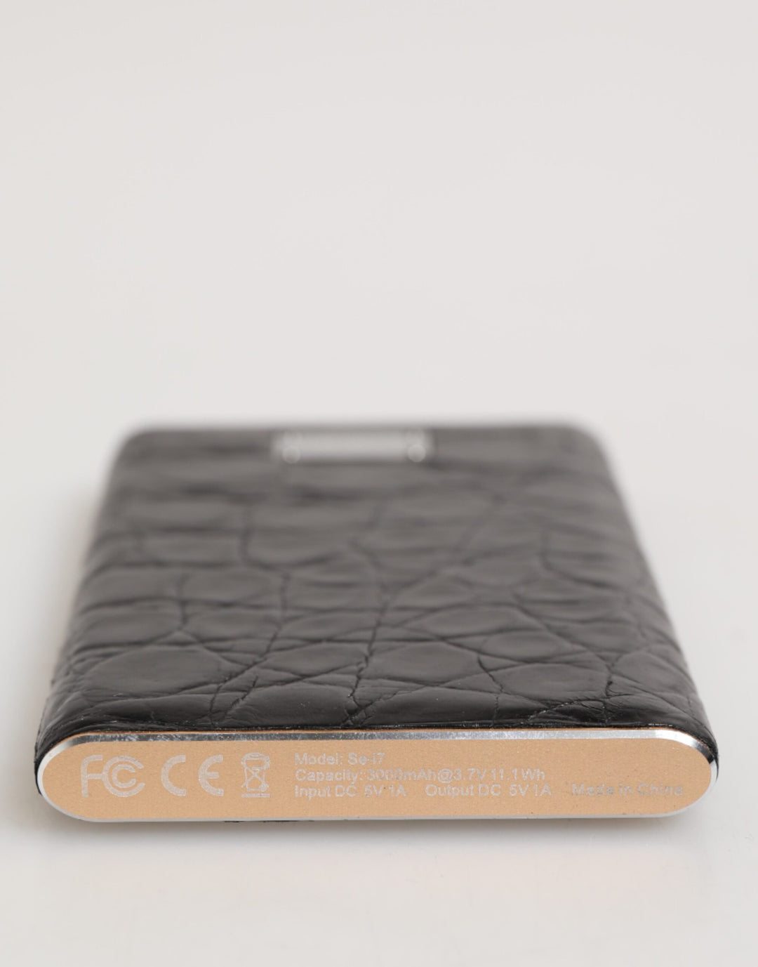 Chic Pink Leather Power Bank