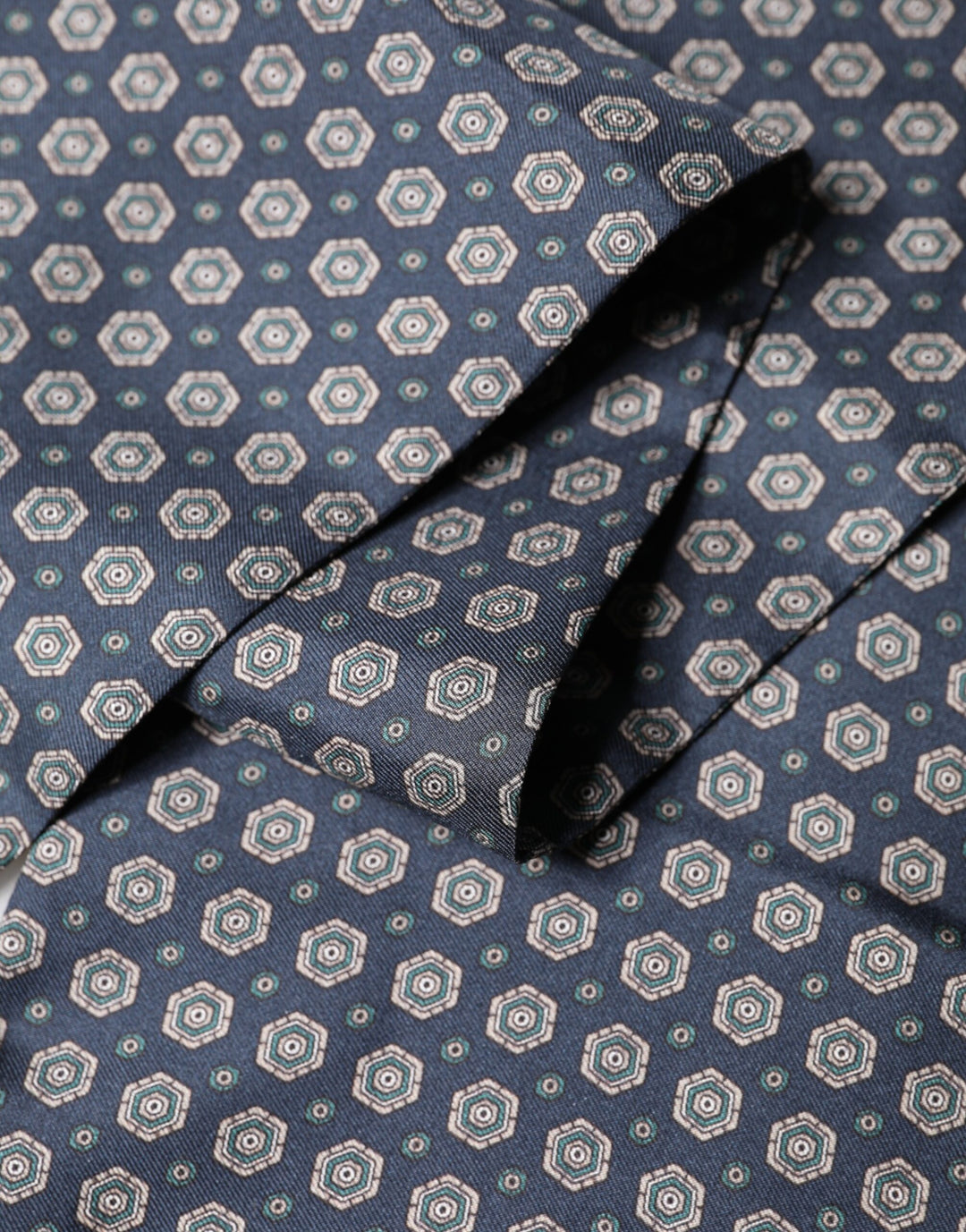 Dolce & Gabbana Blue Patterned Silk Fringes Foulard 138cm x 15.5cm Scarf