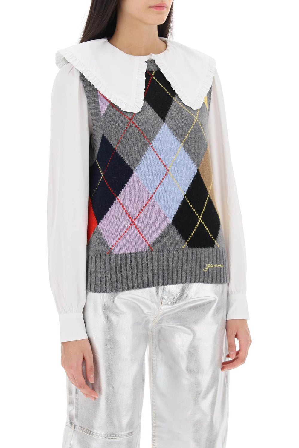 wool vest with argyle pattern-1