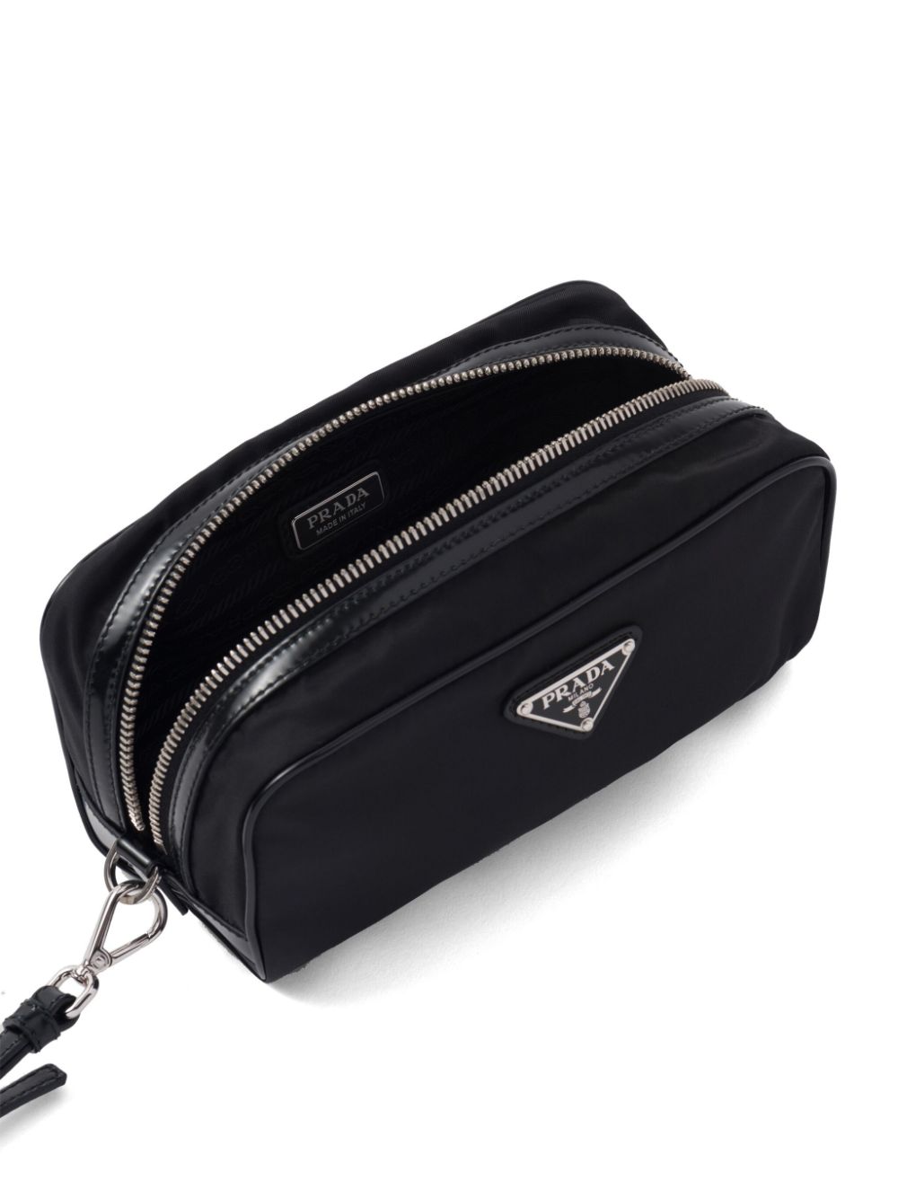 logo-plaque zipped wash bag-3
